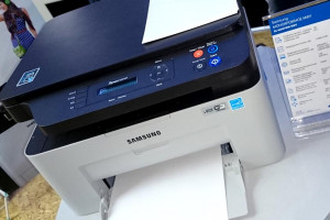 Samsung представила в Казахстане новые мониторы и принтеры с NFC