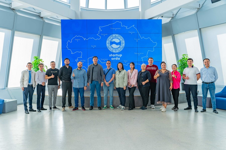 Astana Hub провел курс для развития компетенции региональных IT-предпринимателей