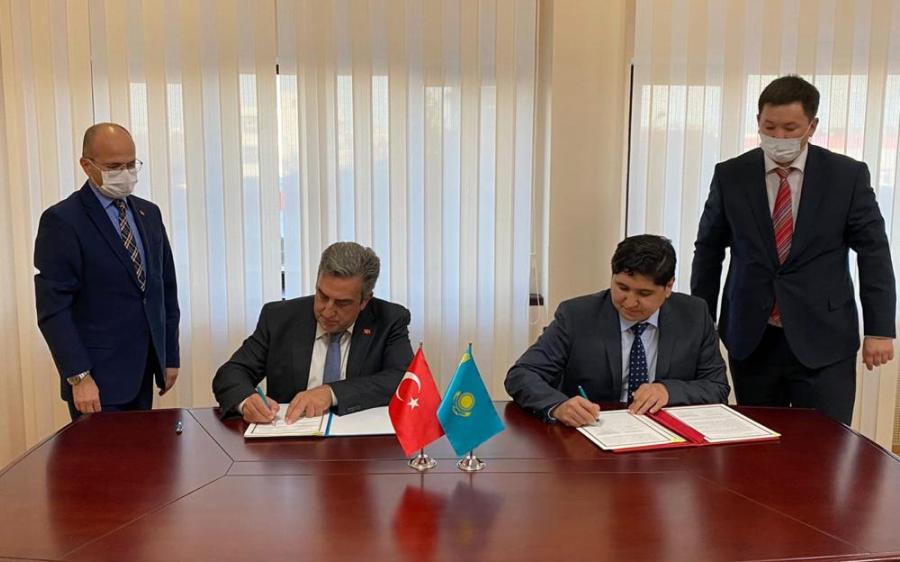Казахстан и Турция подписали меморандум о взаимопонимании в космической сфере