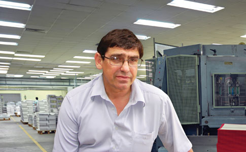 Аркадий Геллер, директор крупного сервисного центра «Прибор-сервис ЦЭБР»