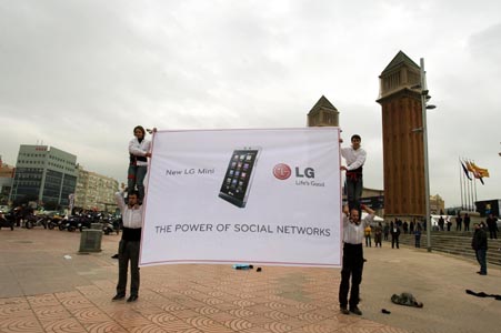 LG Mini follows you and your friends wherever you go