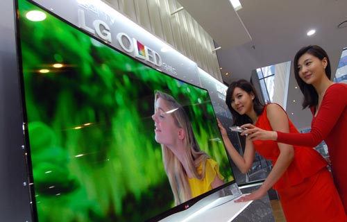 OLED-телевизор LG с изогнутым экраном
