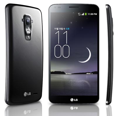 Компания LG представила первый в мире изогнутый смартфон