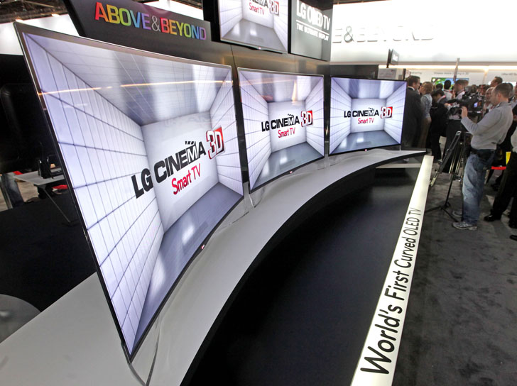 LG продемонстрировала OLED-телевизор с изогнутым экраном на CES 2013