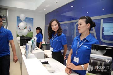 Открытие фирменного магазина Samsung в Алматы