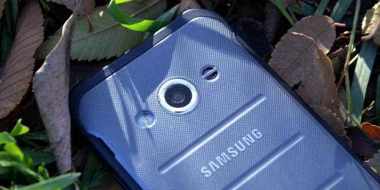 Samsung Galaxy Xcover 3 — мобильный крепыш