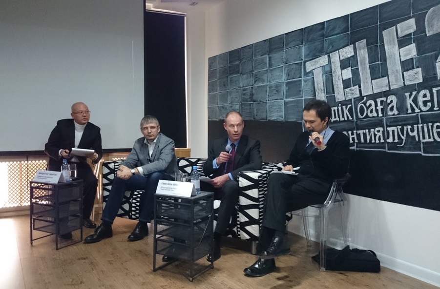 Пиетари Кивикко и Миндаугас Убартас на пресс-конференции Tele2