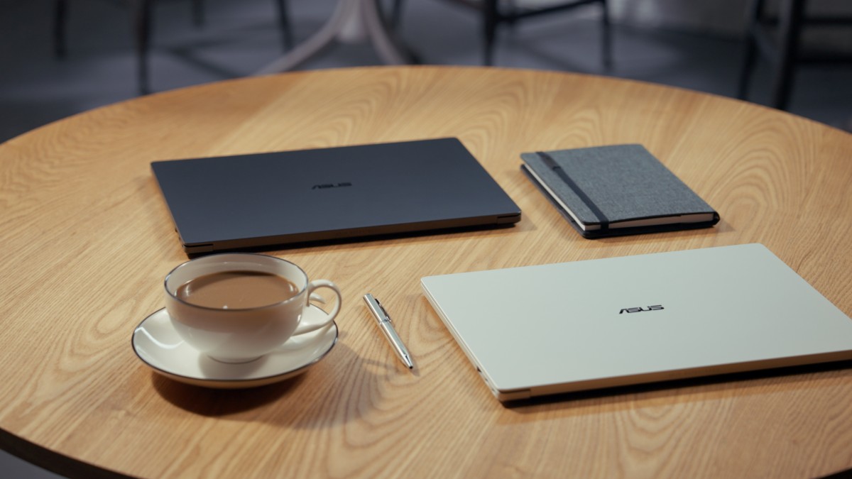 ASUS ExpertBook A7 ASUS ExpertBook A7