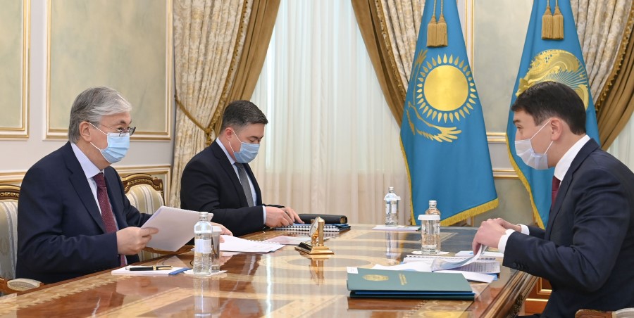 Касым-Жомарт Токаев принял министра энергетики Магзума Мирзагалиева
