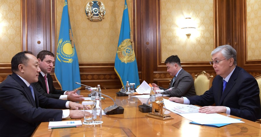 Касым-Жомарт Токаев провел встречу с основателями Kaspi.kz Вячеславом Кимом и Михаилом Ломтадзе