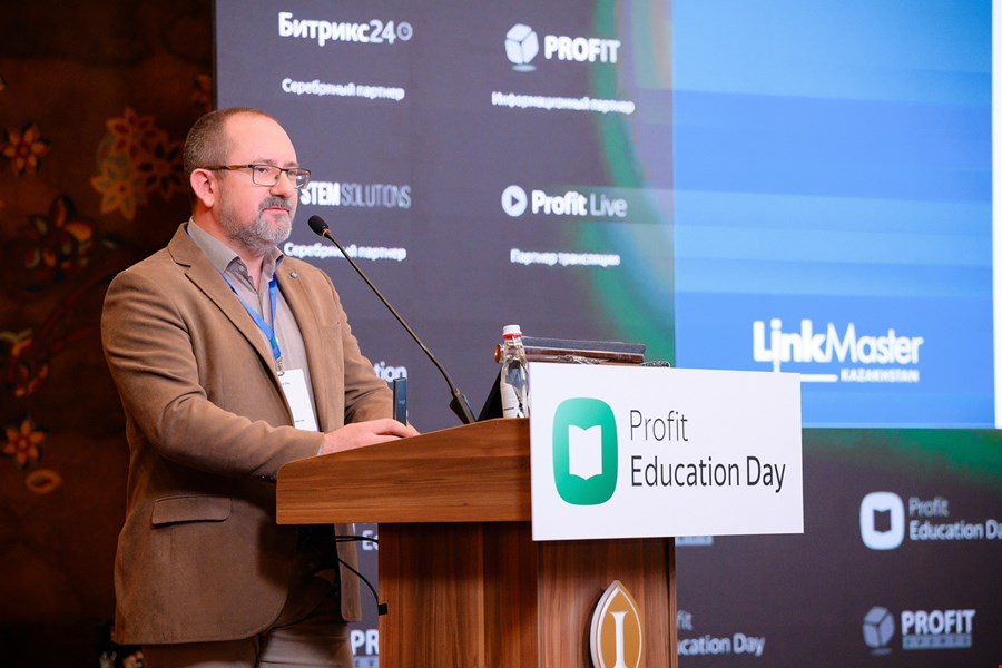 Андрей Поцелуев Андрей Поцелуев