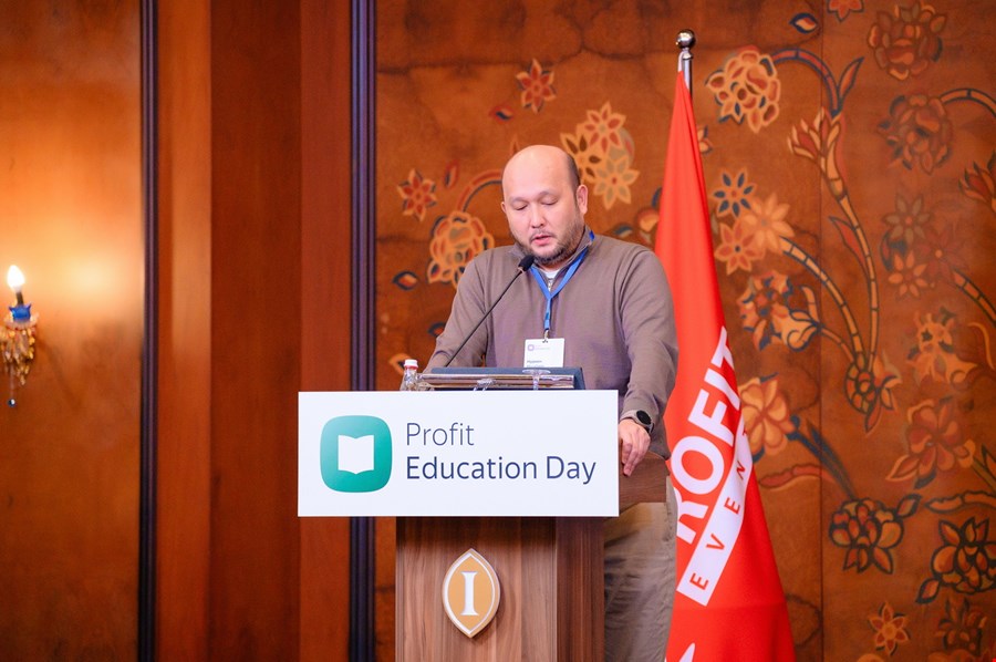 Нуркен Мусабаев Нуркен Мусабаев