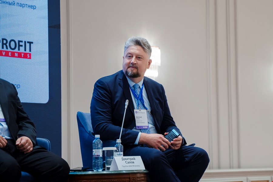 Дмитрий Салов