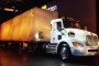 Amazon предлагает перевозить данные на... грузовиках