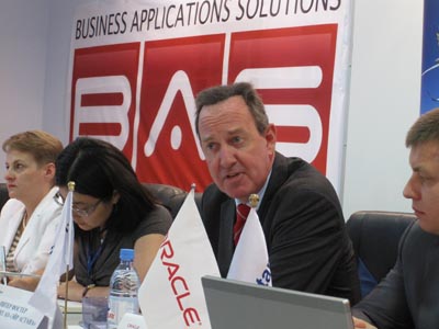 Питер Фостер о важности внедрения Oracle E-Business Suite R12 в Air Astana 