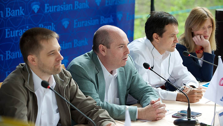 Евразийский Банк за инновационный подход в стиле smartbank